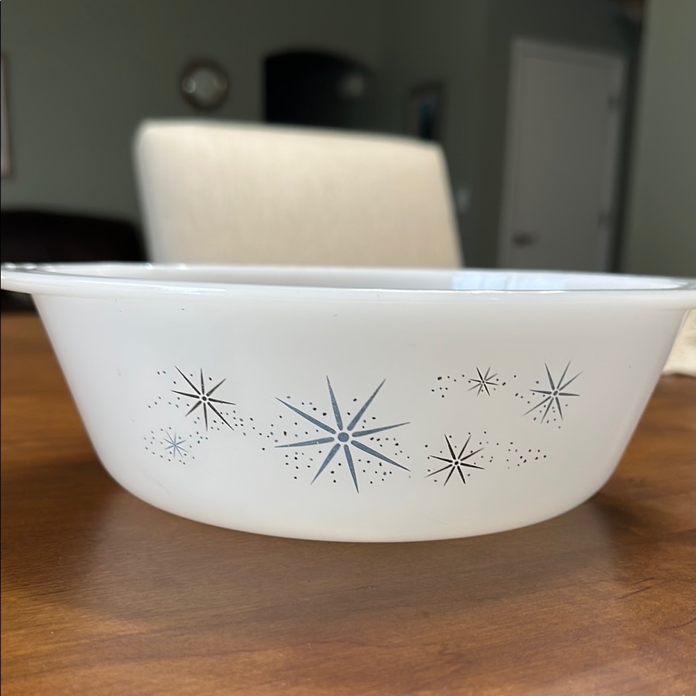 Glasbake White and Blue Star Pattern Casserole Dish